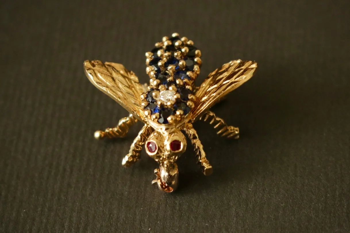 18k Diamond and Sapphire Herbert Rosenthal Bee Brooch