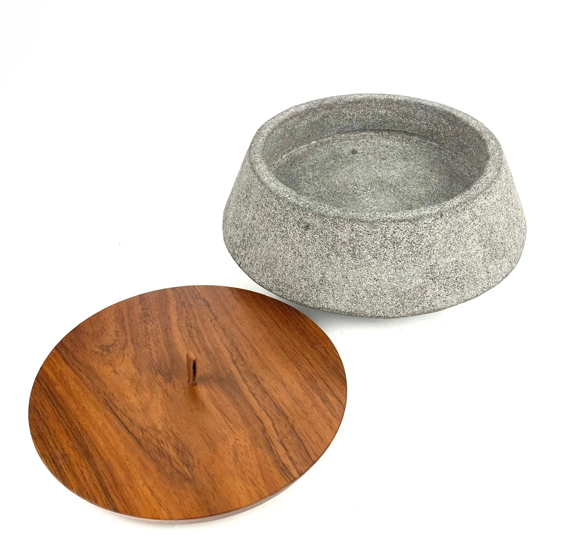 Ayres Studio Small Muna Centerpiece