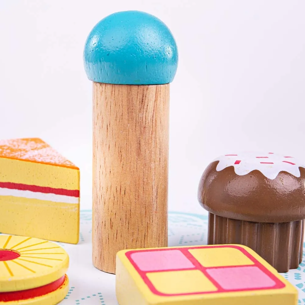 Bigjigs Cake stand with 9 cakes
