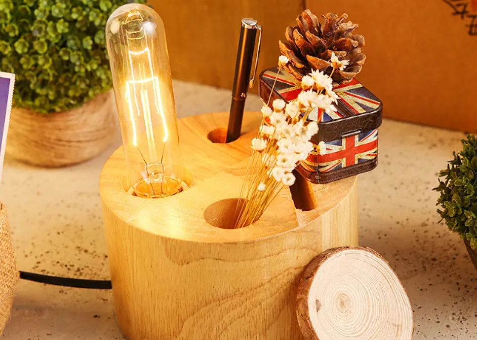 Boston Cake Desk Lamp