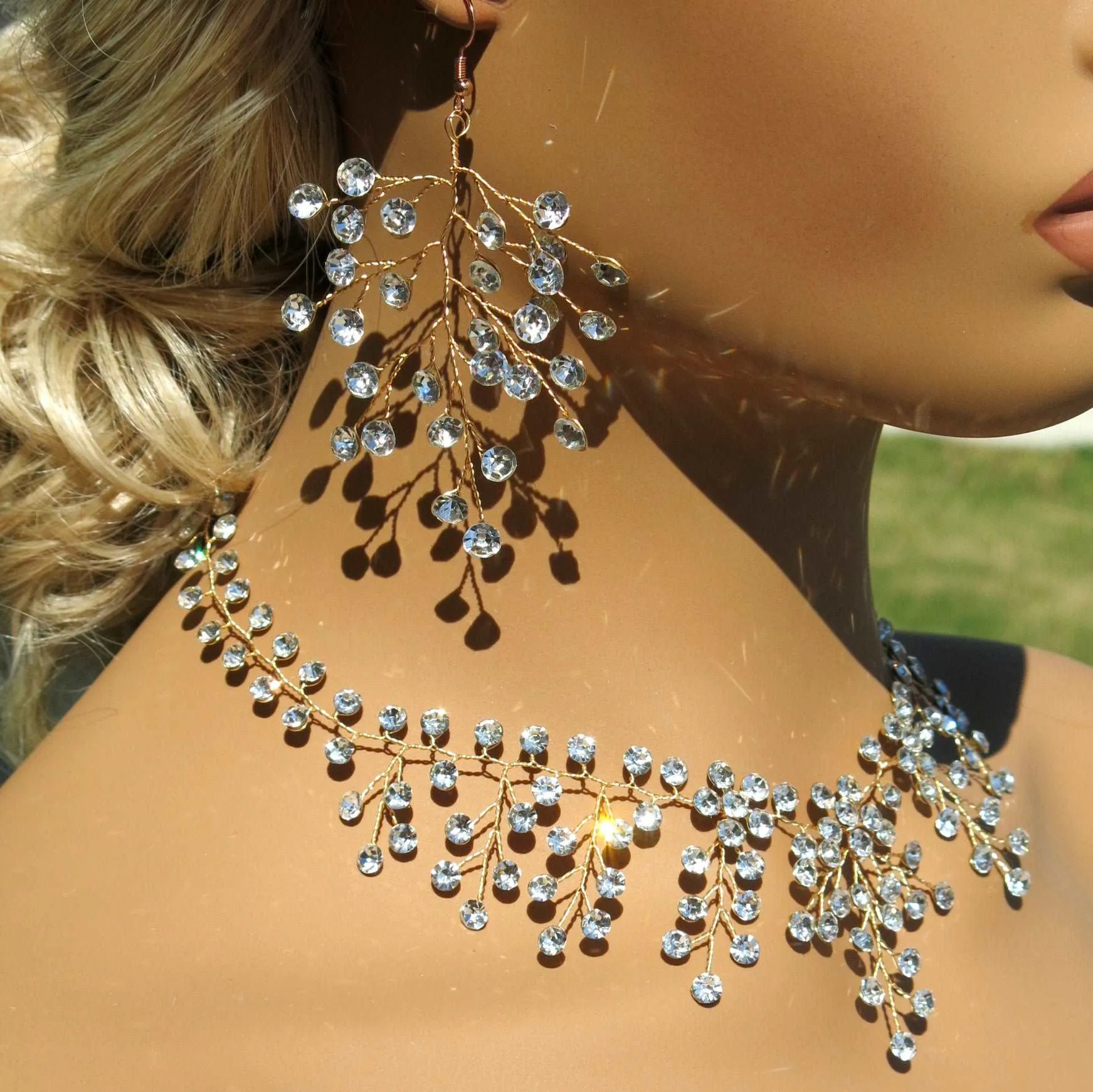 Bridal Blue Crystal Earrings, Rhinestone Earrings, Bridesmaid Dangle Crystal Earrings, Wedding Gold or Silver Wire Large Earrings
