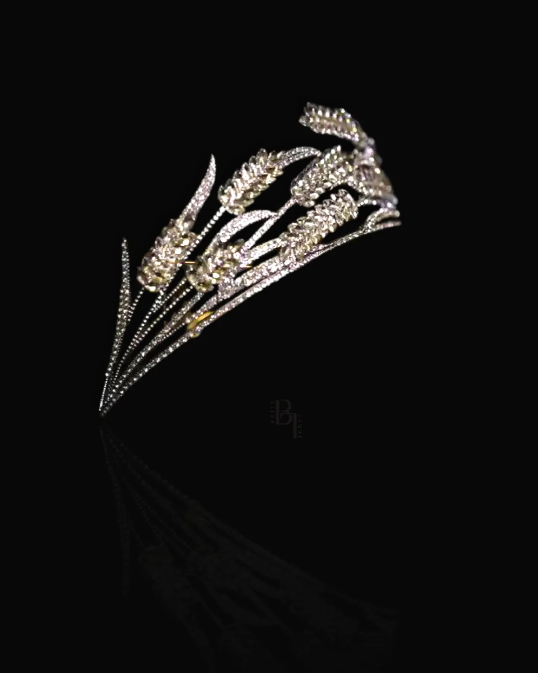 Bridal Laurel Gold Tiara with Set of Signature Gold Bobby Pins