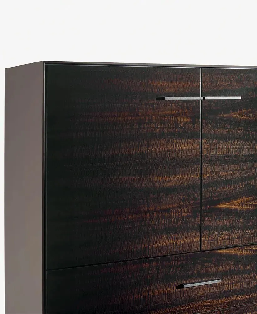 Eucalipto Storage Unit