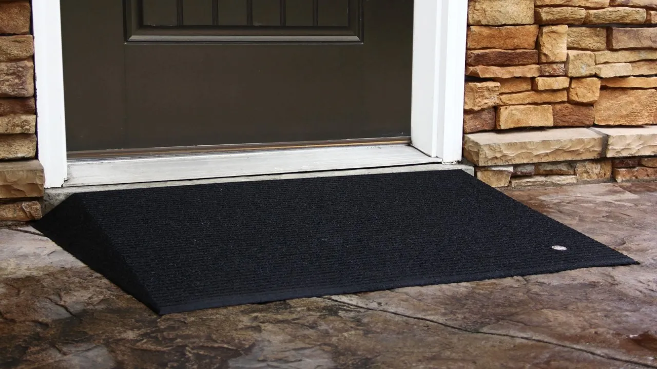 EZ-Access Rubber Transitions Angled Entry Mat 1.5