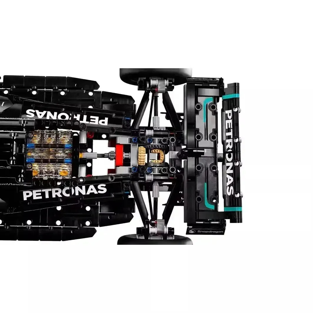 Formula 1 Performance Speed Car Replica: 1642-Piece Building Set
