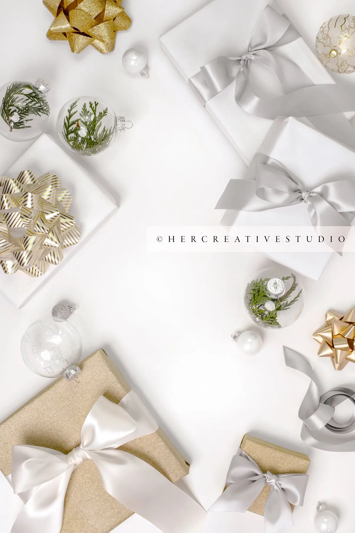 Gold & Grey Holiday Gift Collection
