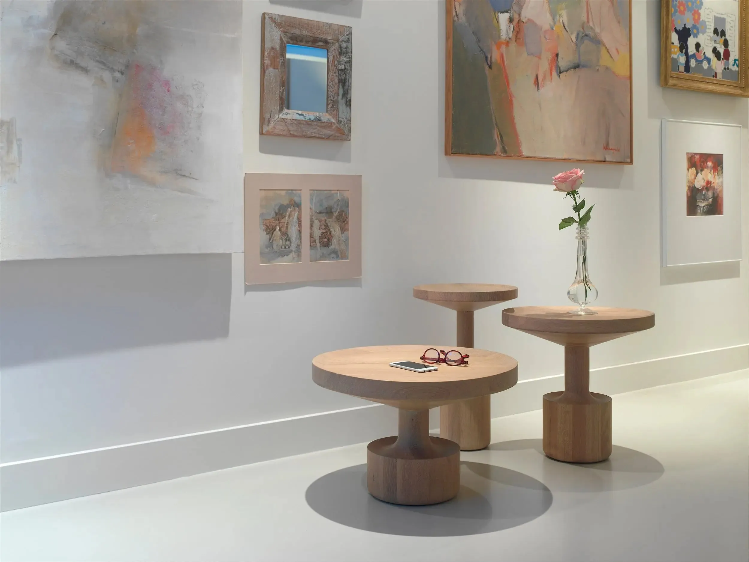 Kigi Side Table