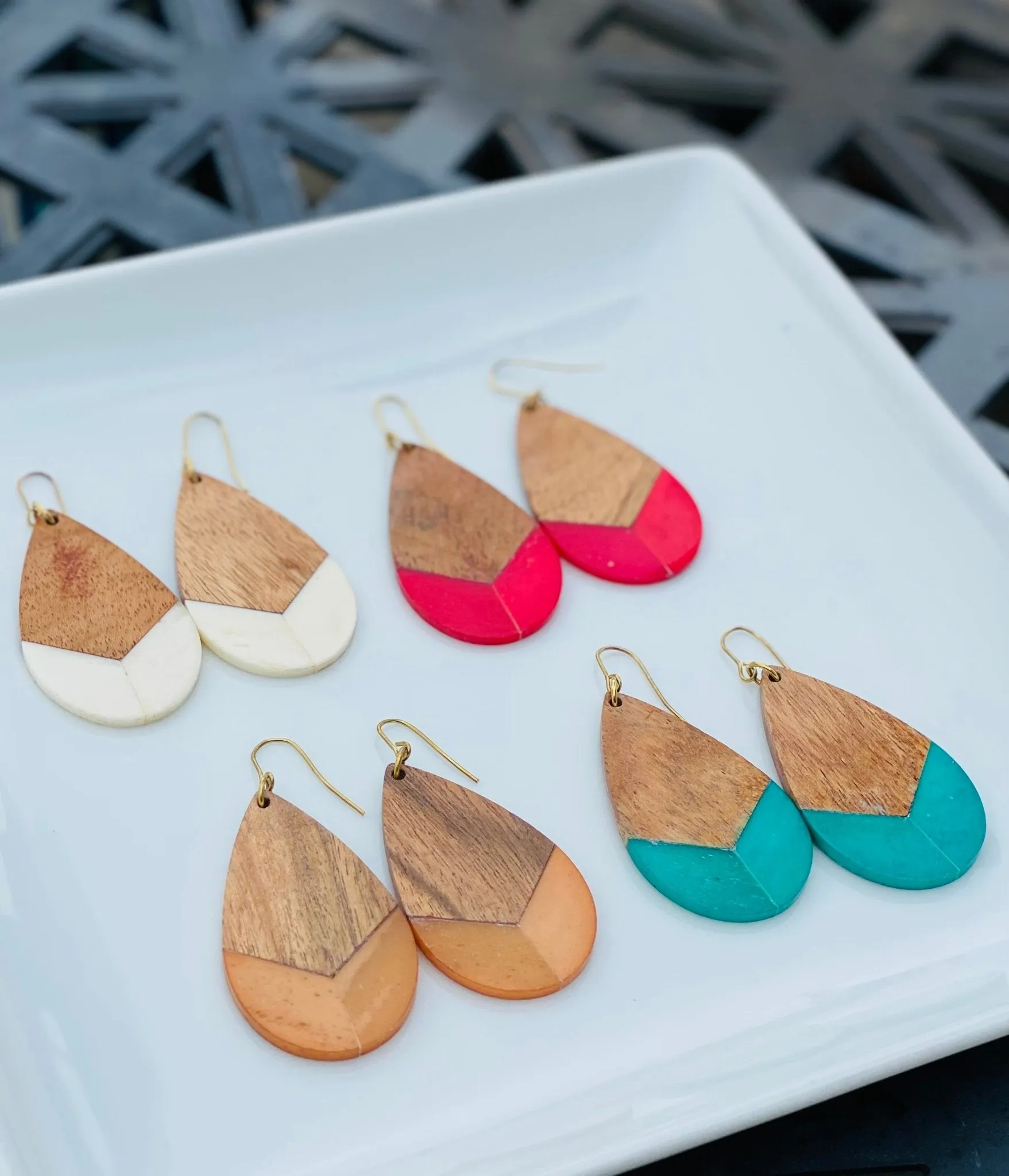 Kiyara Teardrops  {natural}