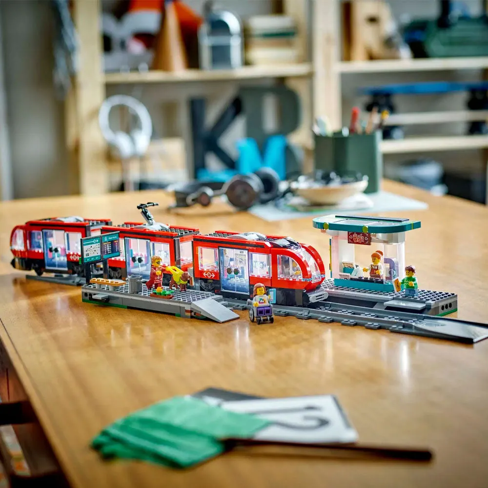 LEGO City Downtown Streetcar And Station 60423