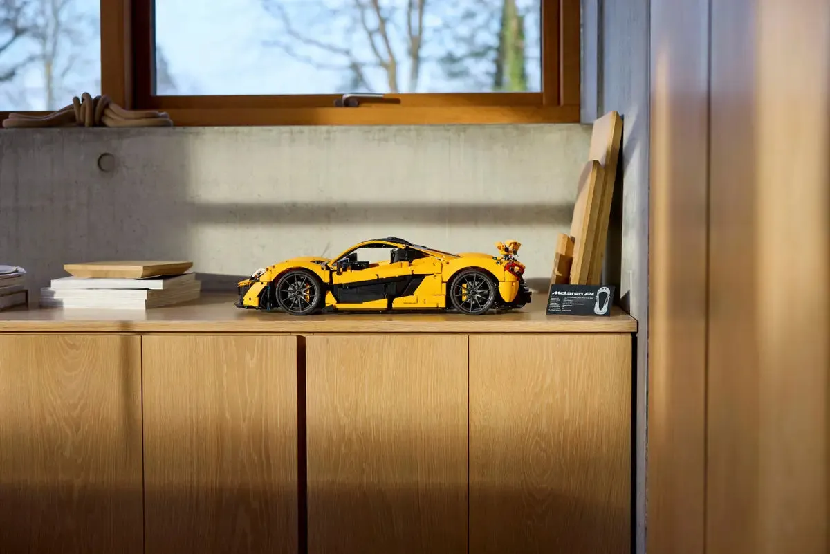 LEGO® McLaren P1 (42172)