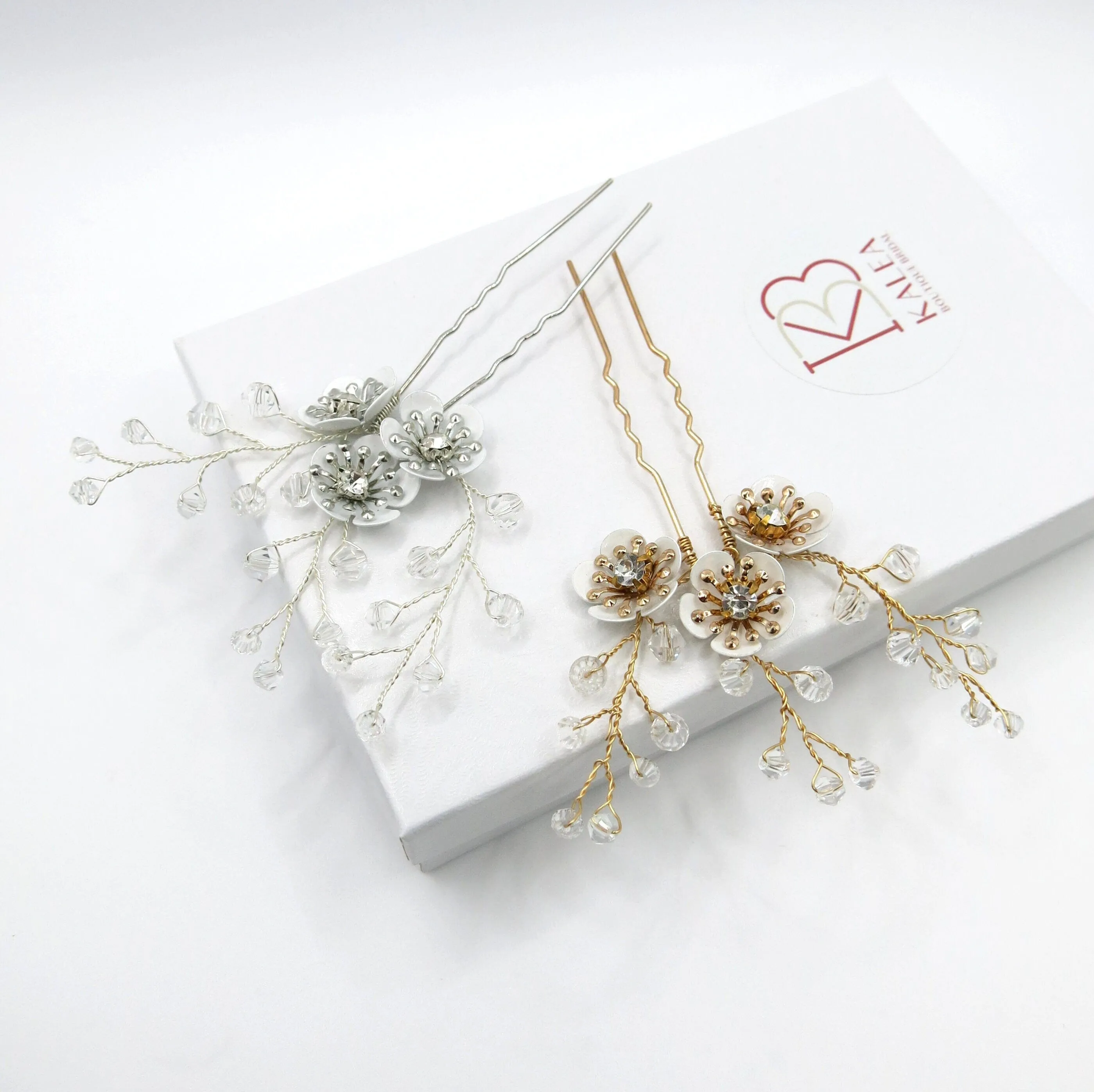 Metal White Flower Beaded 3 PC Hairpin Set, Floral Bridal Hair Pins, Flower Wire Wedding Hairpiece Set