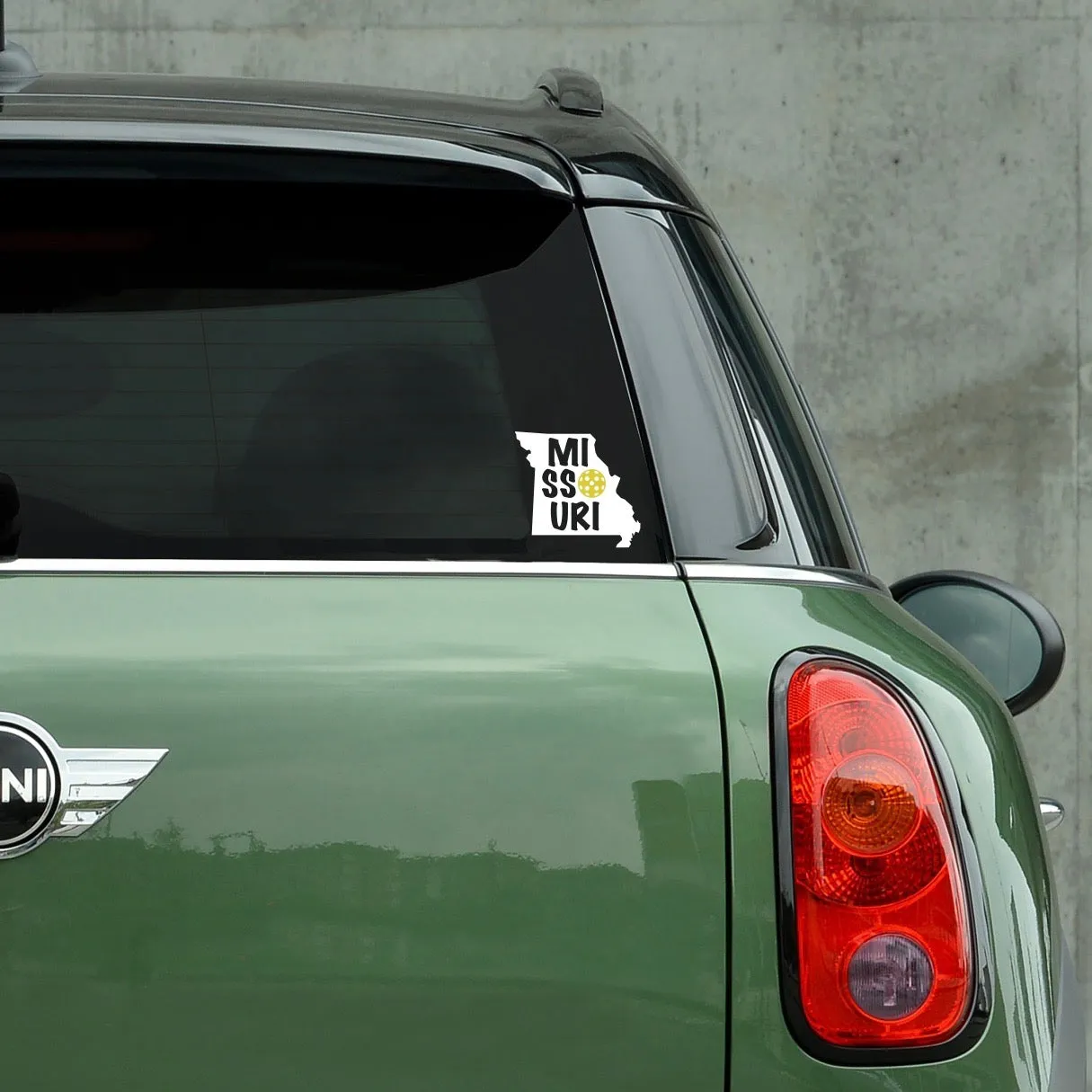 Missouri Pickleball Decal #1- Bumper Sticker