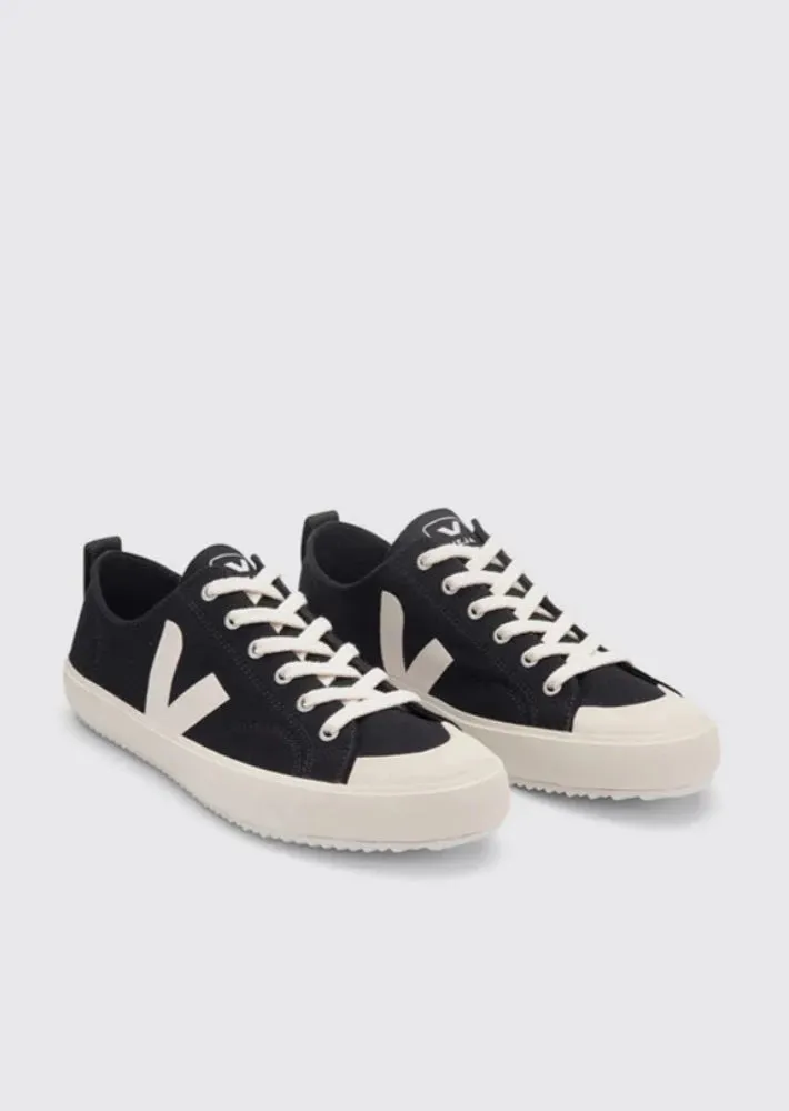 Nova Canvas Black Pierre