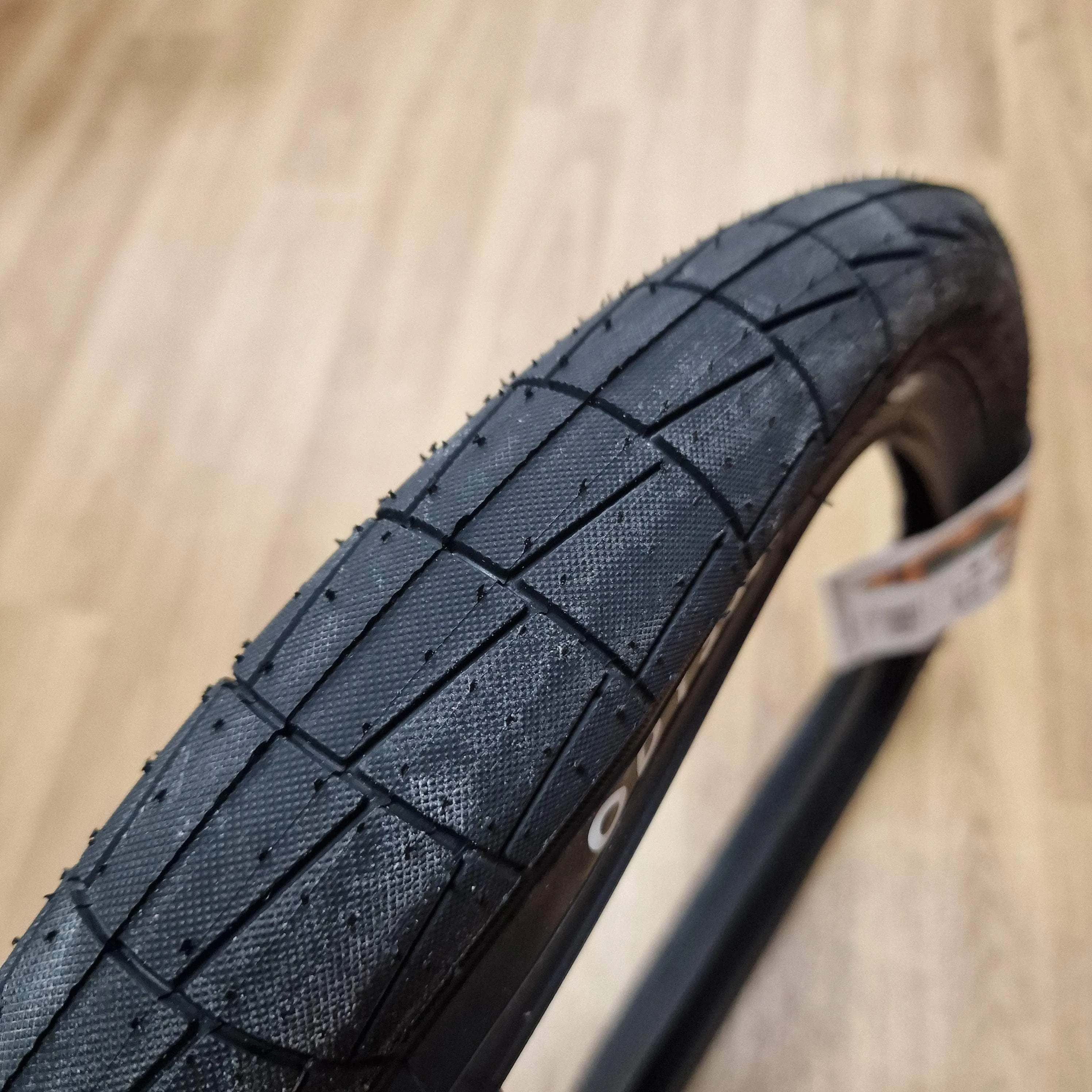 Odyssey Broc Tyre Black