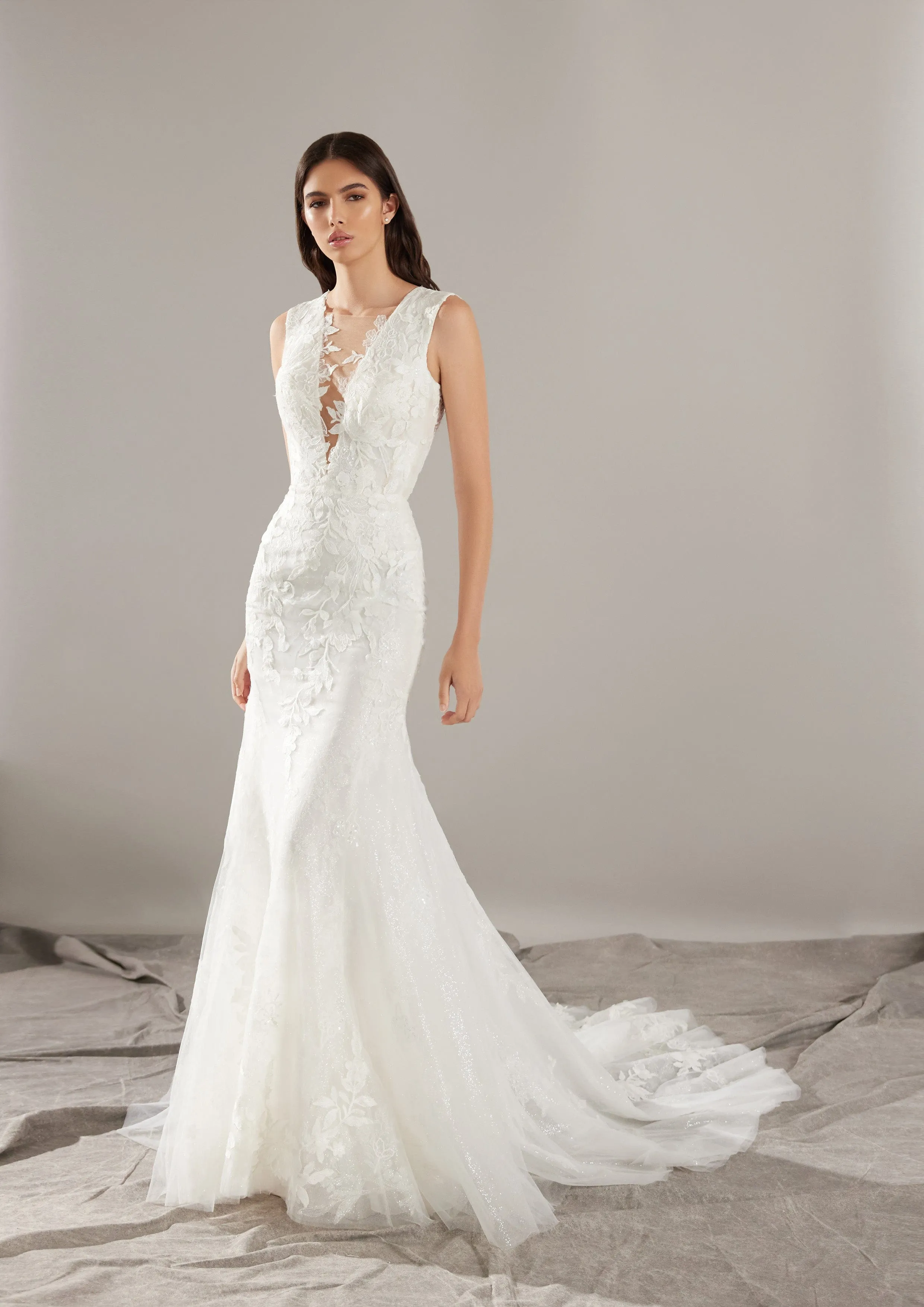 Pronovias: Rowdy