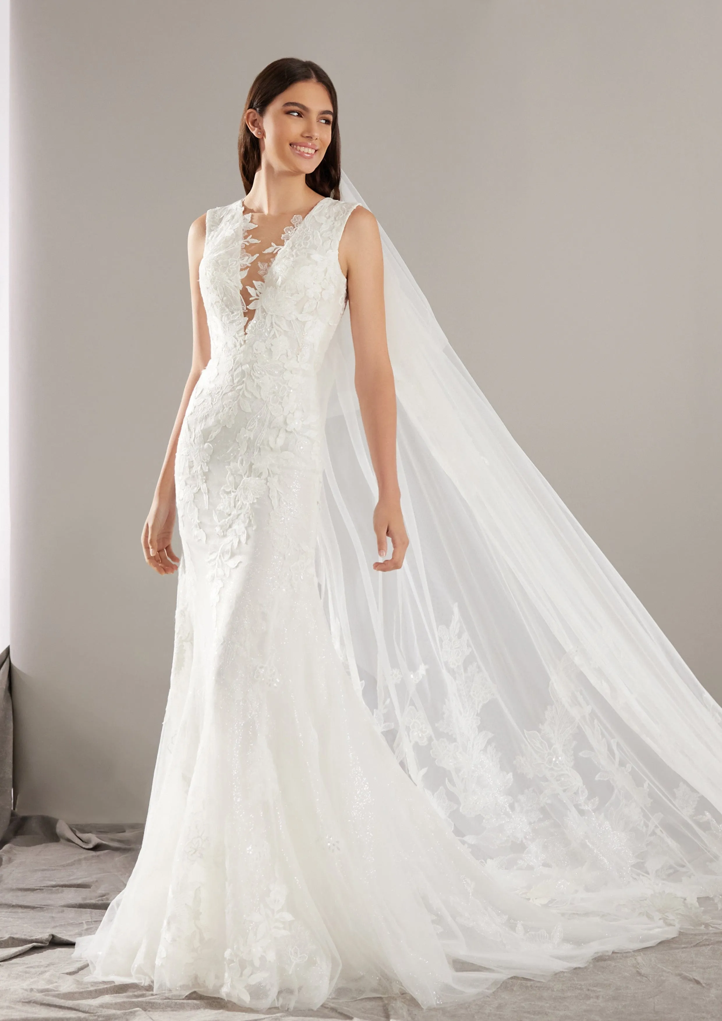 Pronovias: Rowdy