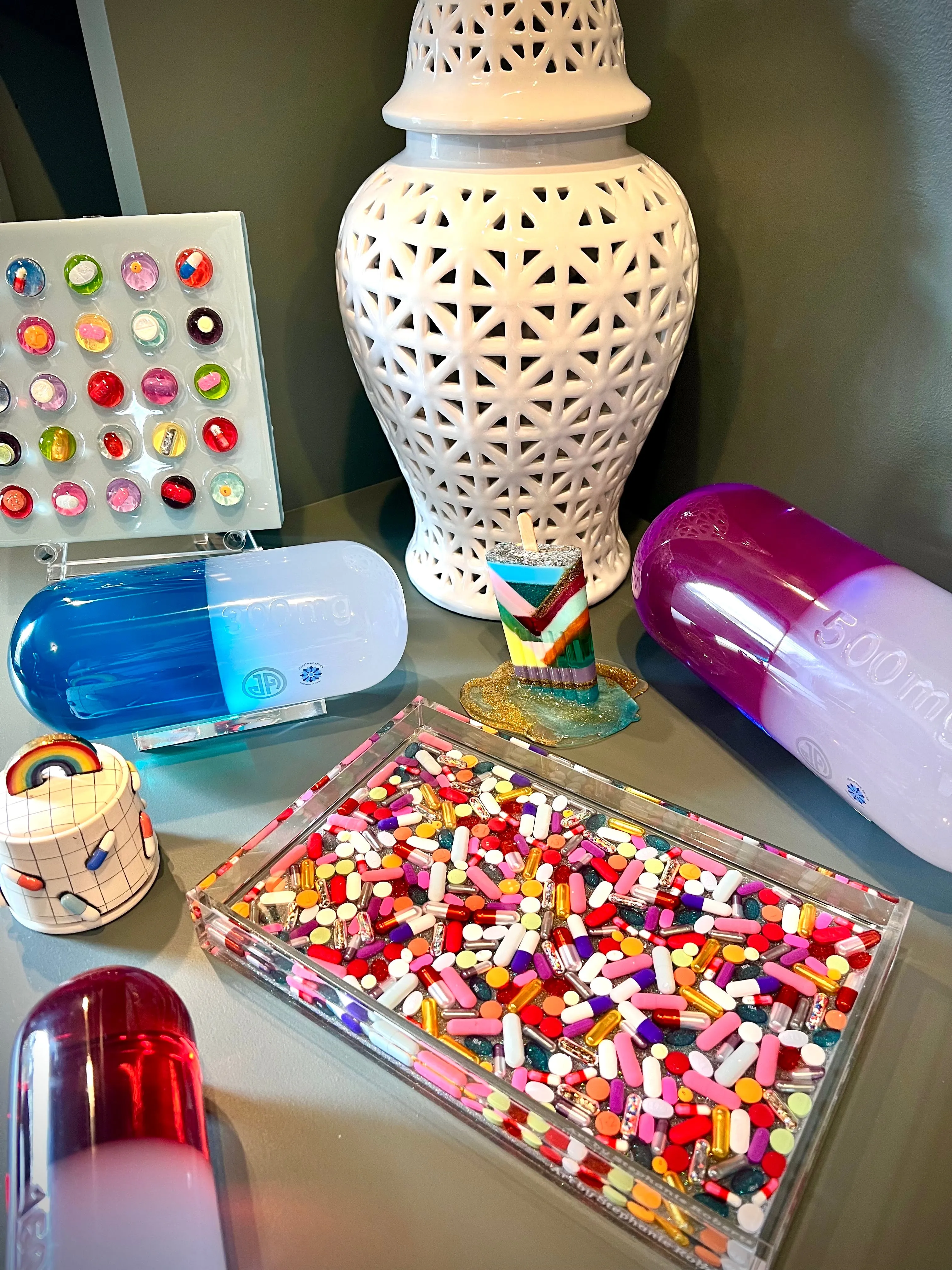 "Full Spectrum" Lucite Vanity Tray, 11x7"