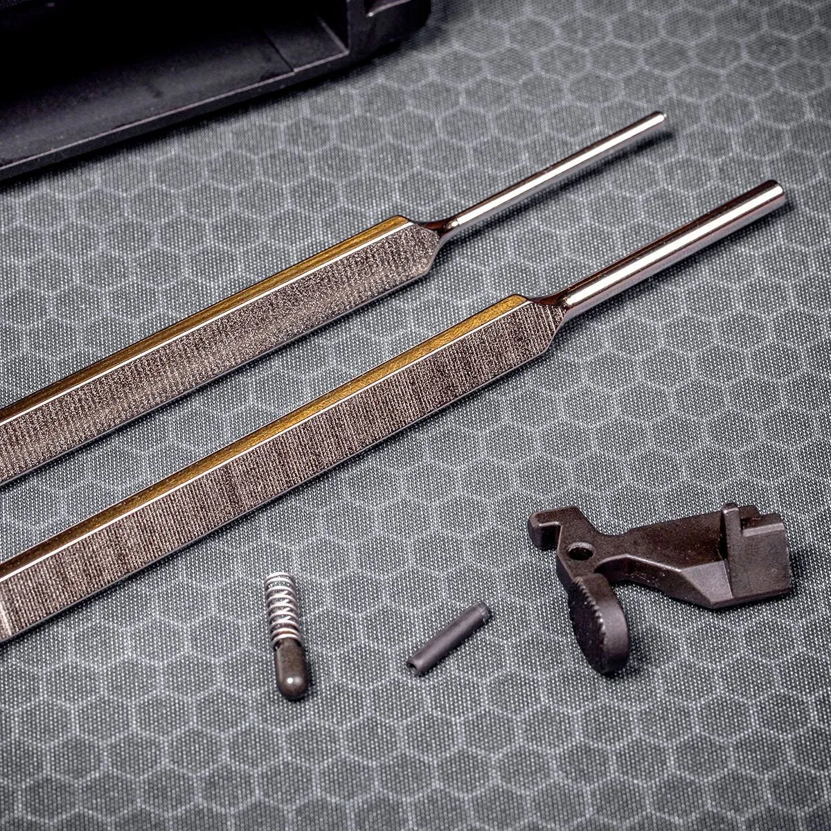 Real Avid Bolt Catch Punch Set