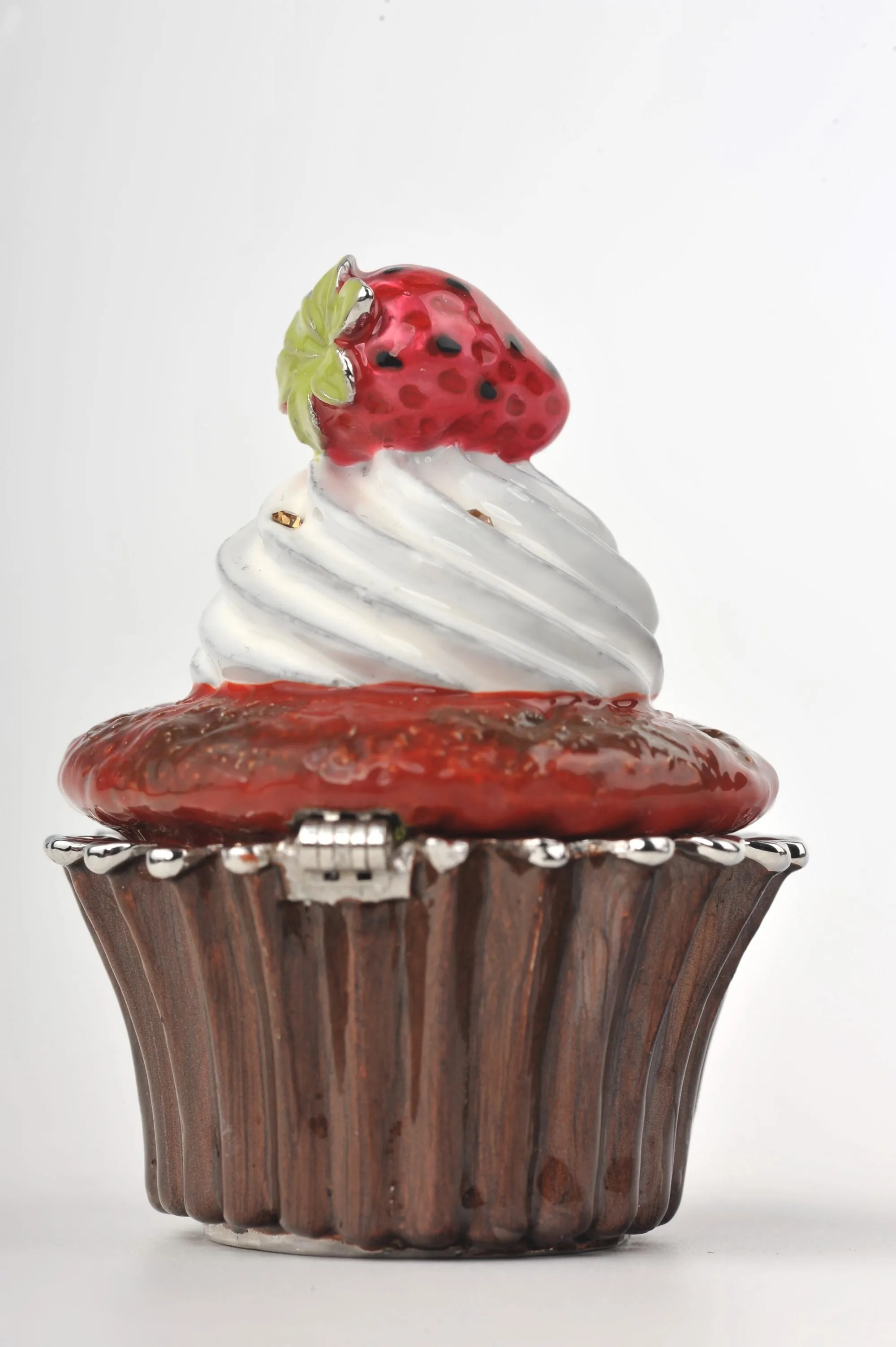 Red Velvet Cupcake with Strawberry