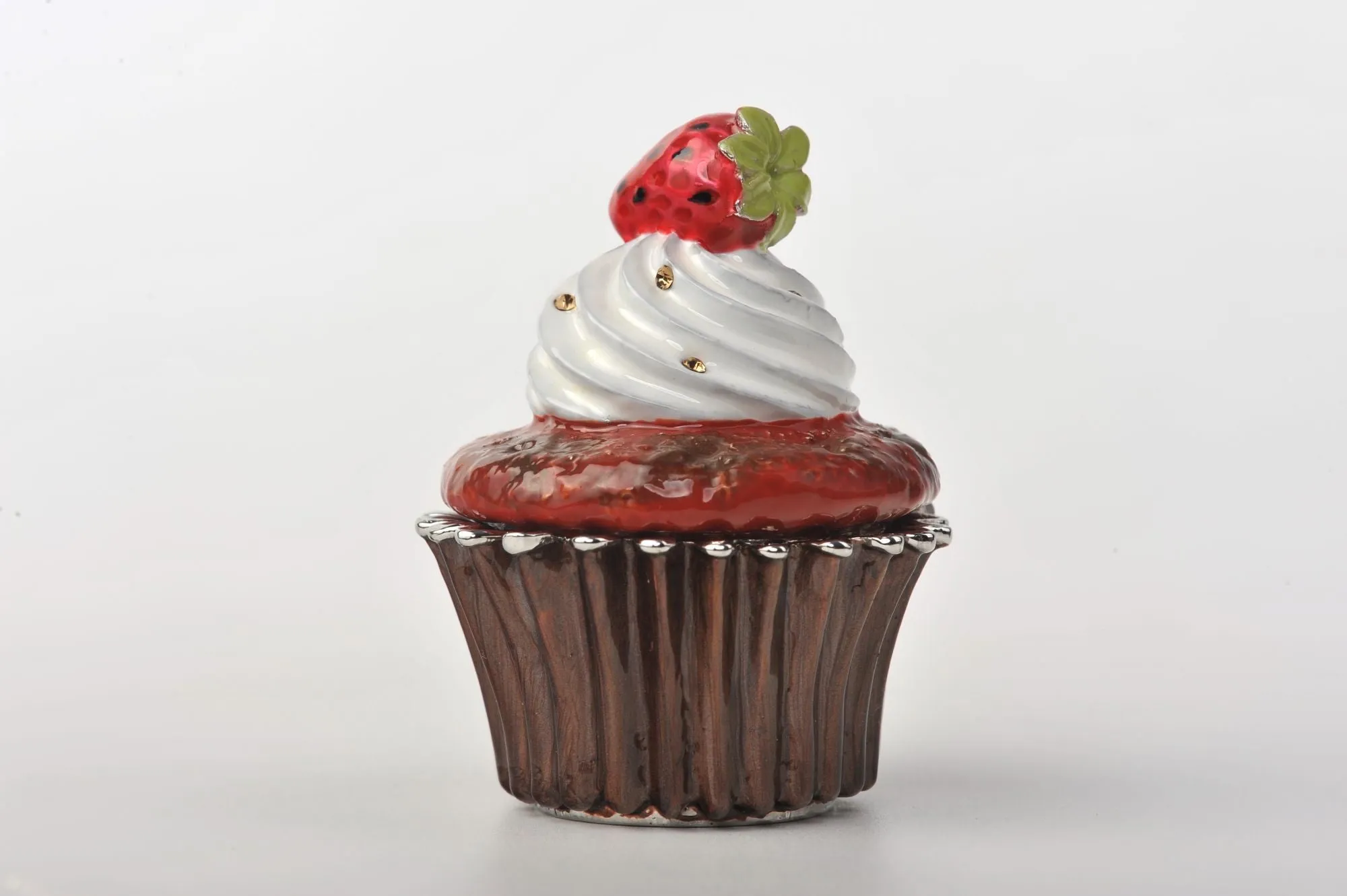Red Velvet Cupcake with Strawberry