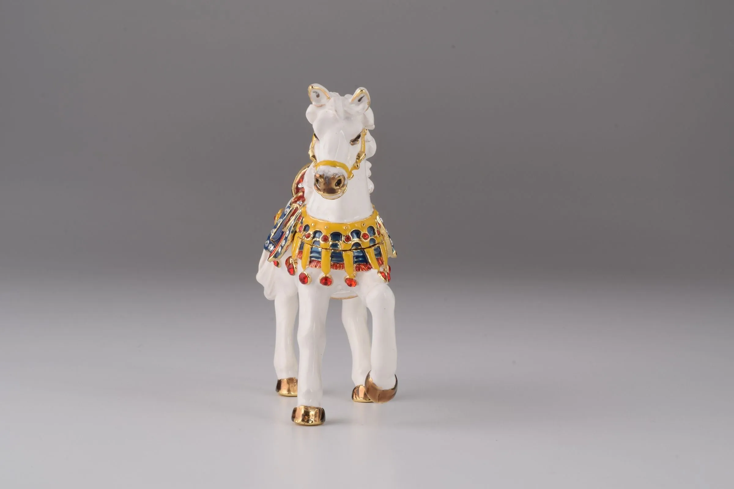 Royal White Horse