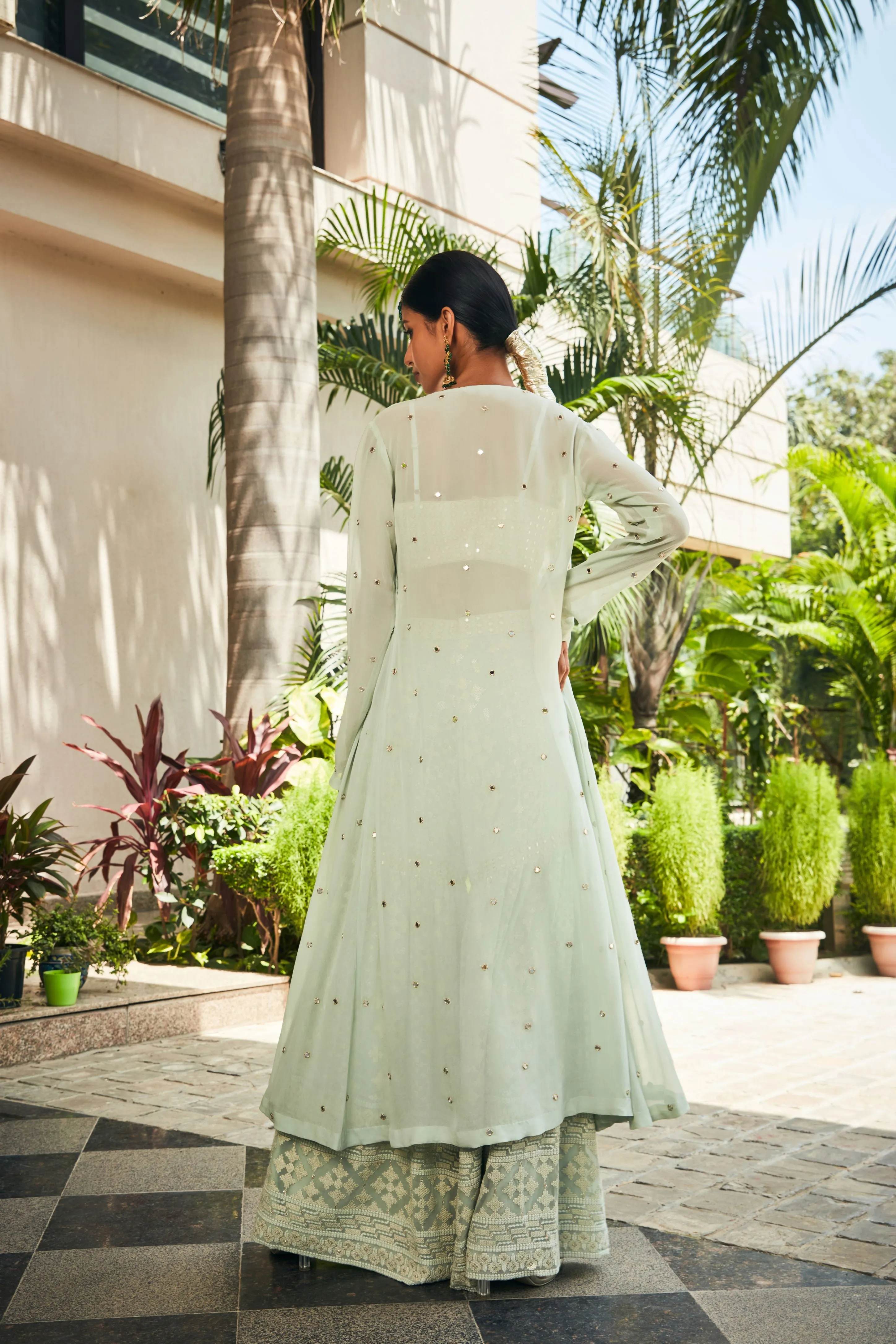 Ruhi Sharara & Cape Set