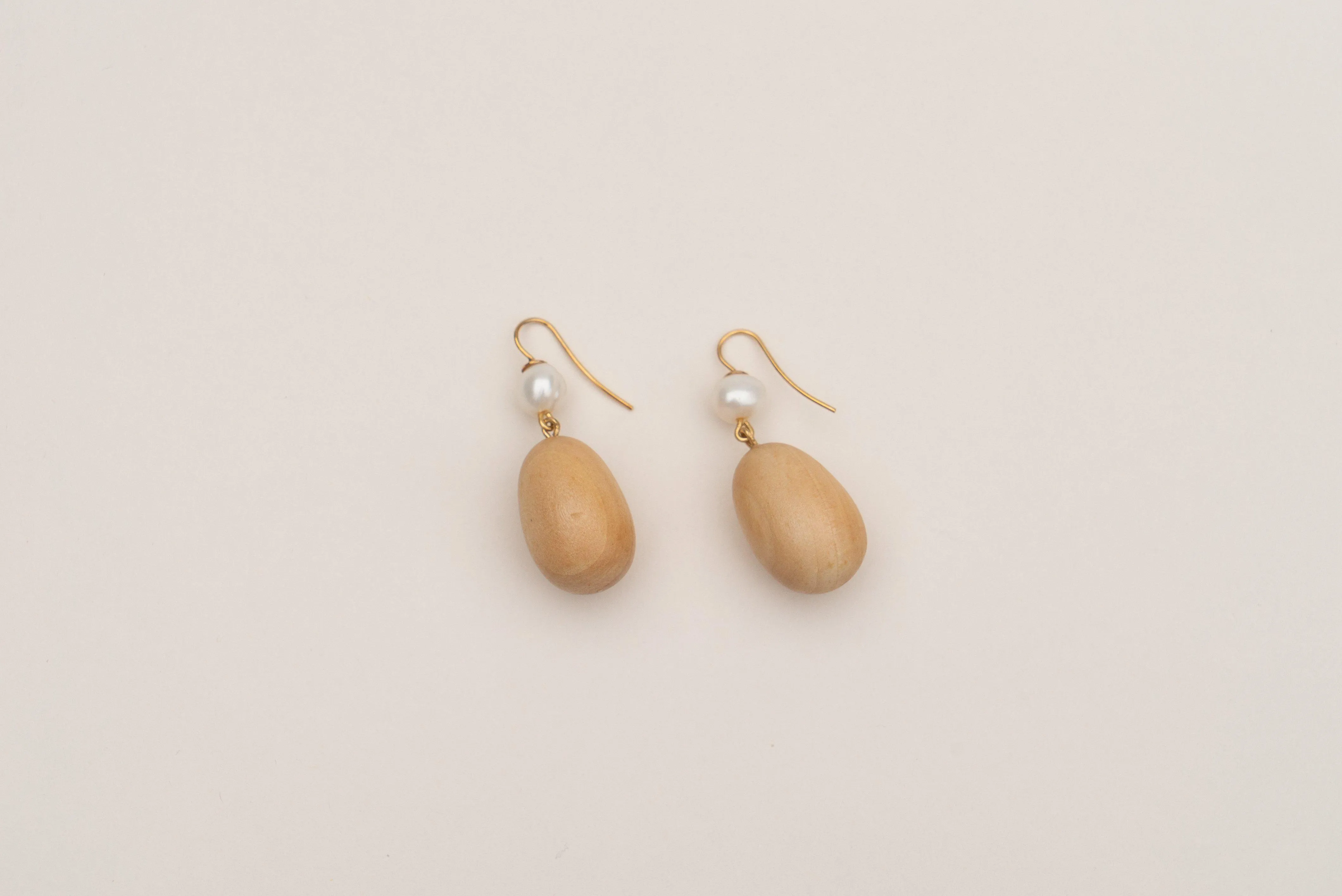 The Pearl Egg Earrings