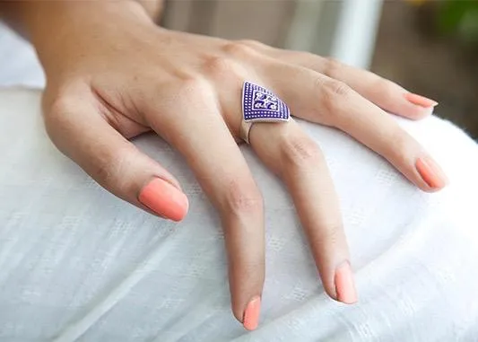 Unique, enamel-work, wrap-around Multani ring