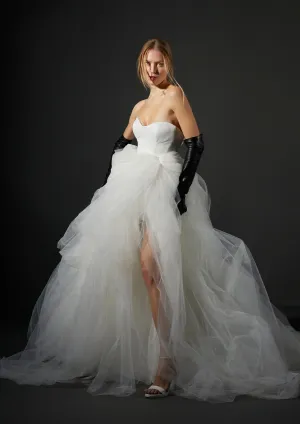 Vera Wang: Maely