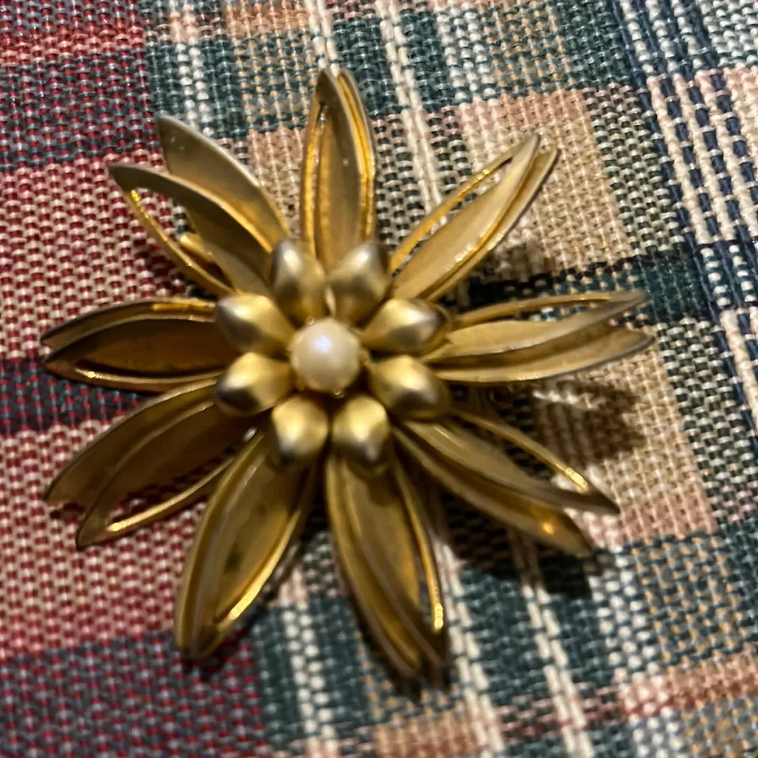 Vintage Flower Pins