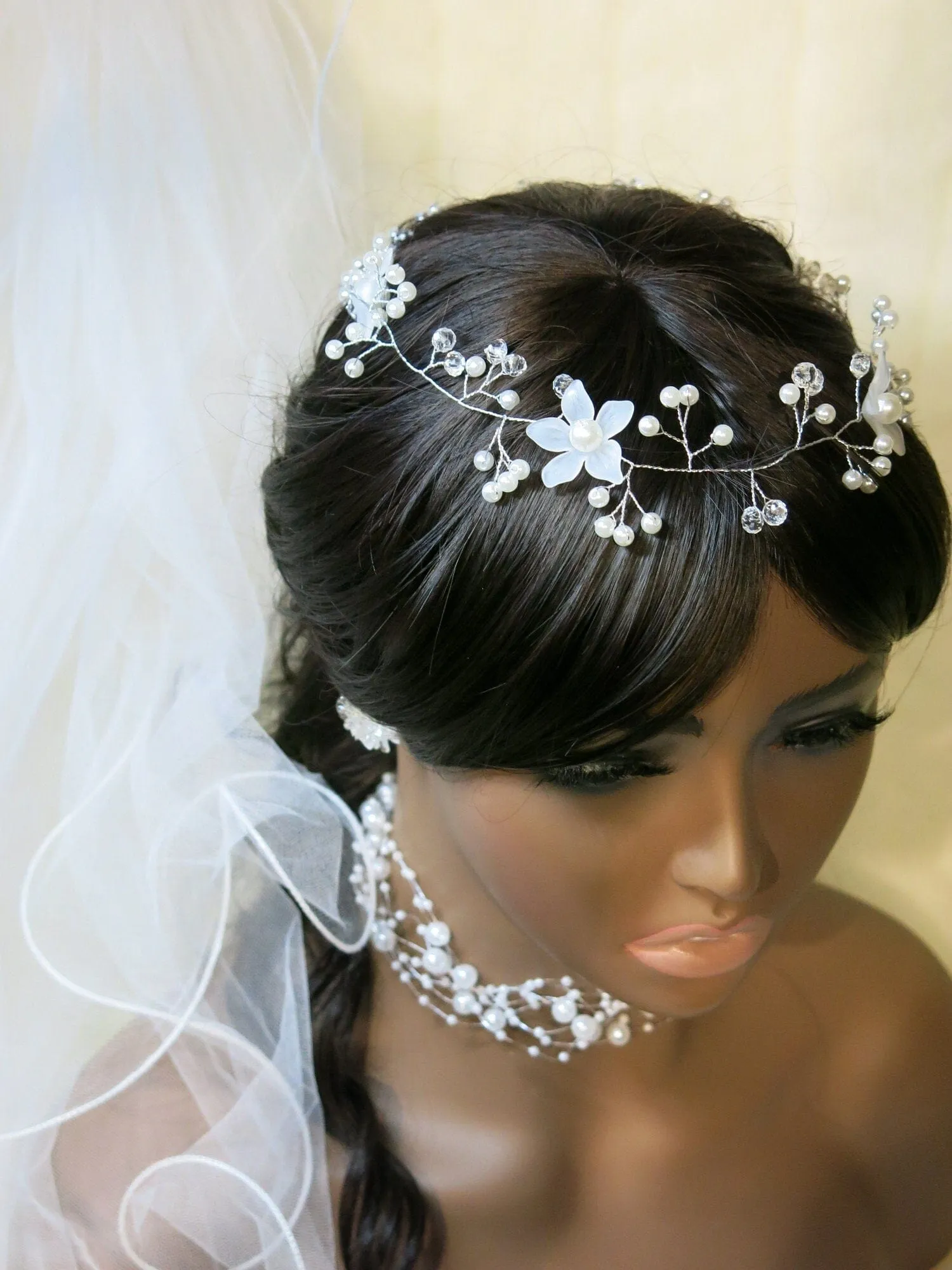 White Flower Pearl Hair Vine, Bridal Floral Wire Hairpiece, Wedding Silver Wire Headband Head Wreath