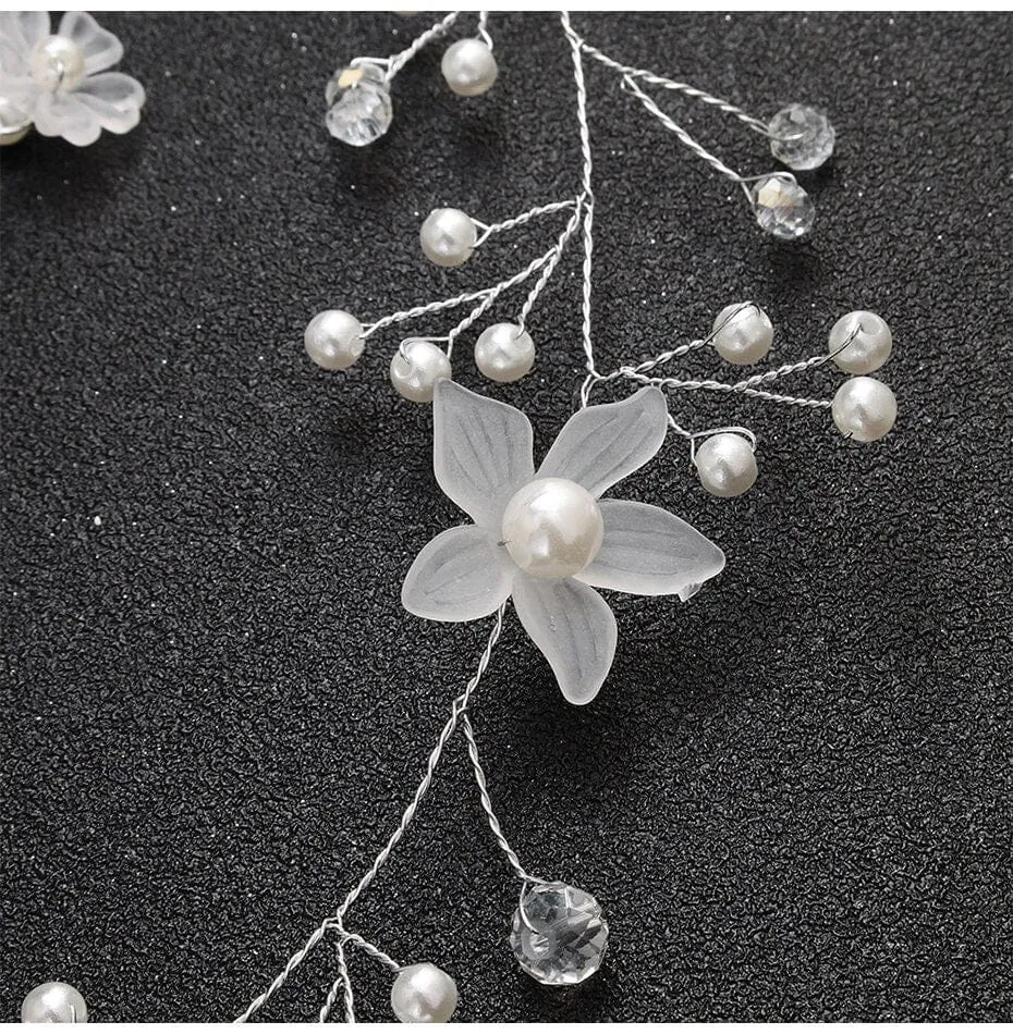 White Flower Pearl Hair Vine, Bridal Floral Wire Hairpiece, Wedding Silver Wire Headband Head Wreath