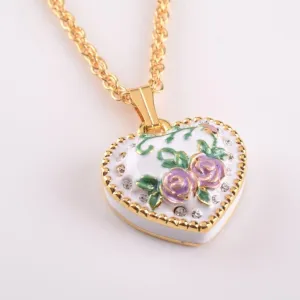 White Pendant Necklace